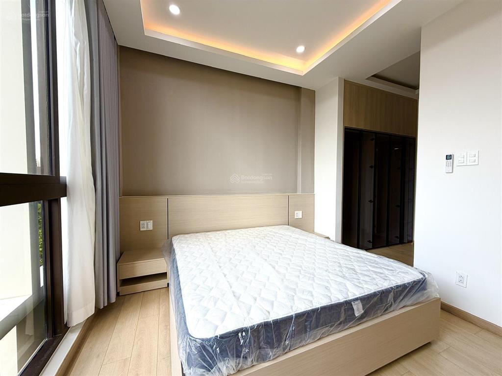 Cho thuê nhà phố the orchard  sycamore 4pn full nội thất giá 43 triệu (bao phí quản lý)
