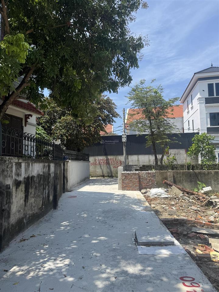 Nhượng lại 2 lô đất liền nhau giá hơn tỷ, cách chợ vĩnh khê 1 đi xe, ngõ oto
