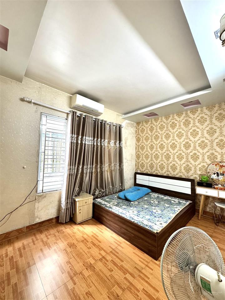 Nhà 4 tầng tại an trang  giá 3,1 tỷ  ngõ oto, cách phố 1 cây cầu