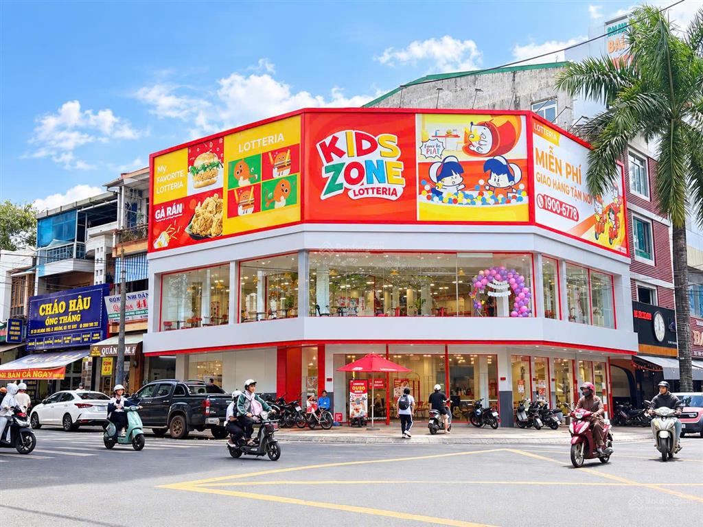 Nhà 2 mặt tiền 3 mặt thoáng | 1.000m2 sàn | giá 52 tỷ