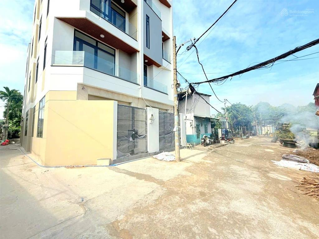 Hẻm xe hơi phạm văn đồng, linh đông, thủ đức. 58m2, 4 tầng. hoàn công