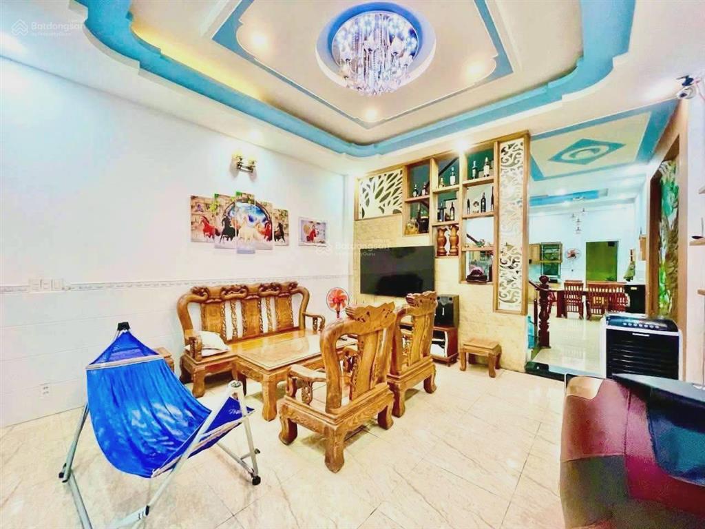 Hẻm xe hơi hiệp bình chánh, thủ đức. 90m2 (5x18m), trệt, 2 lầu, sân thượng.