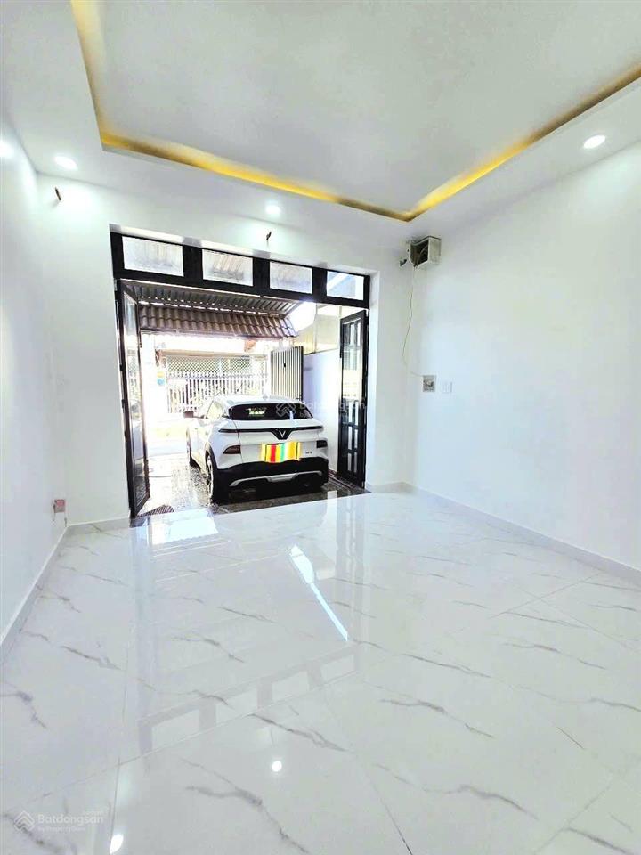 Mặt tiền đường số long thạnh mỹ, thủ đức. 70m2, 2 tầng