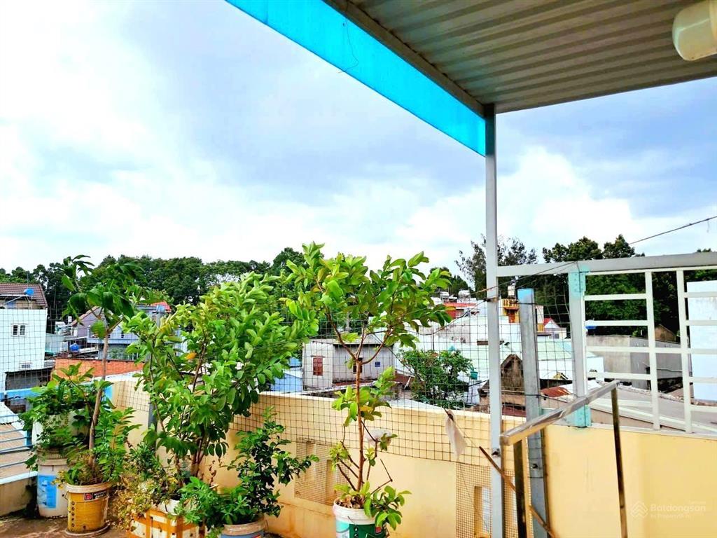 Mặt tiền đường nhánh tam hà, tam phú, thủ đức.52m2, 3 tầng