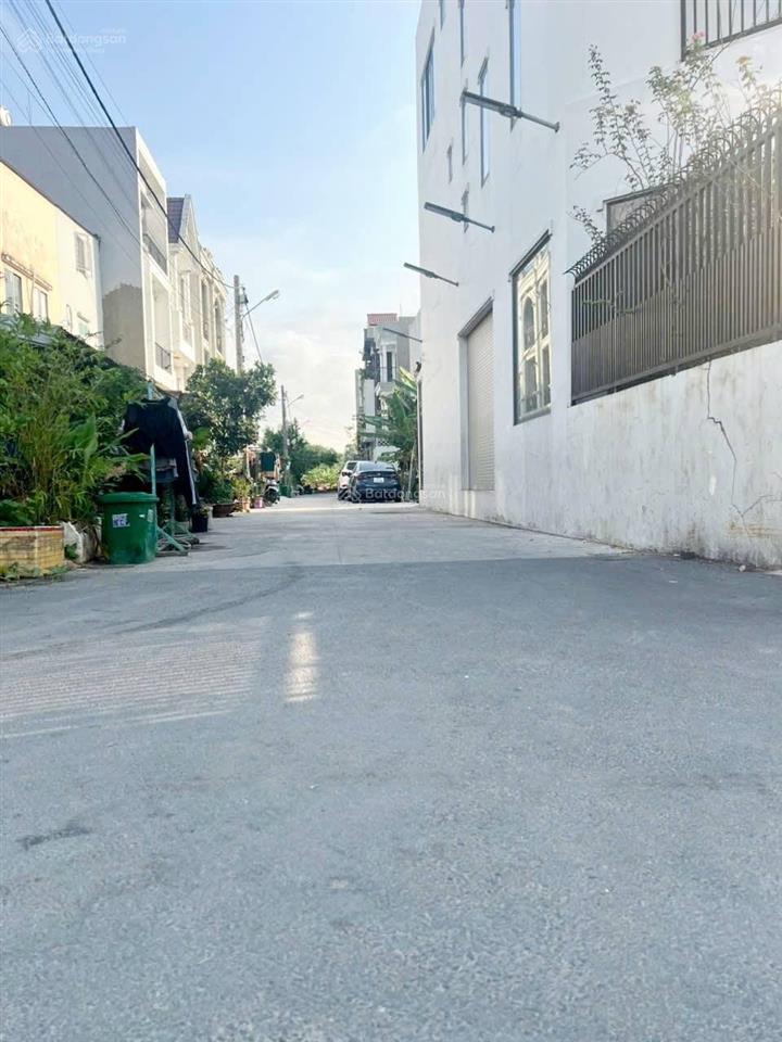 Đất 100m2 (5x20m). vuông vức. hẻm xe hơi hiệp bình phước, thủ đức