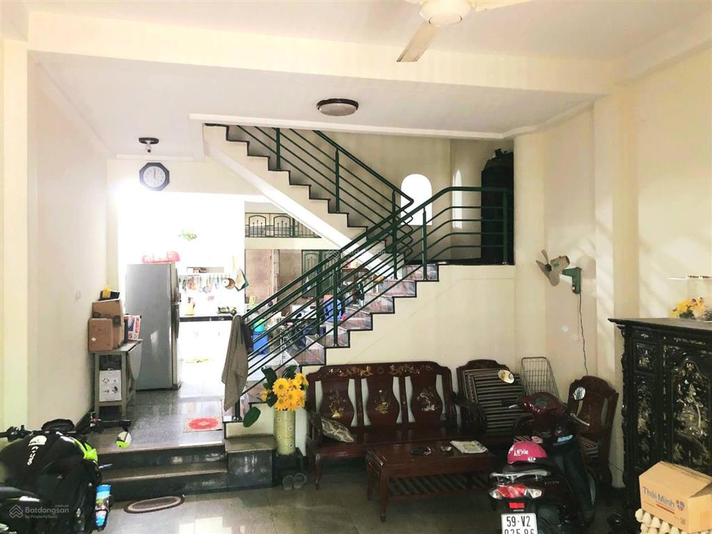 82.5m2. ngang 5m, 3 tầng đúc. hoàn công đủ. hxh 10m, có lề lê đức thọ, hạnh thông, gò vấp