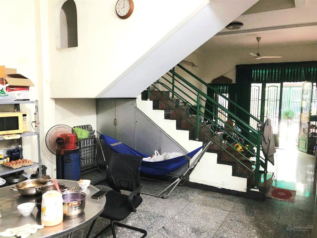 82.5m2. ngang 5m, 3 tầng đúc. hoàn công đủ. hxh 10m, có lề lê đức thọ, hạnh thông, gò vấp