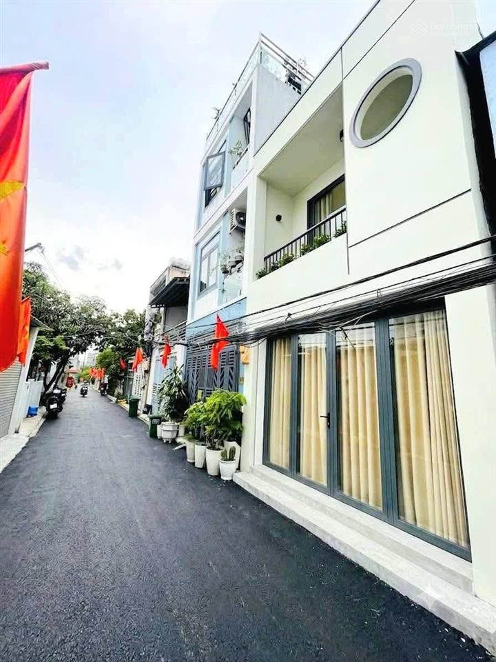 Nhà 4x9.2m, trệt, lầu, 2 pn, 2wc. khu bến tàu waterbus. hxh linh đông, thủ đức