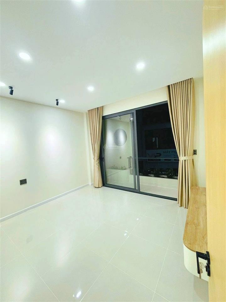Nhà 4x9.2m, trệt, lầu, 2 pn, 2wc. khu bến tàu waterbus. hxh linh đông, thủ đức