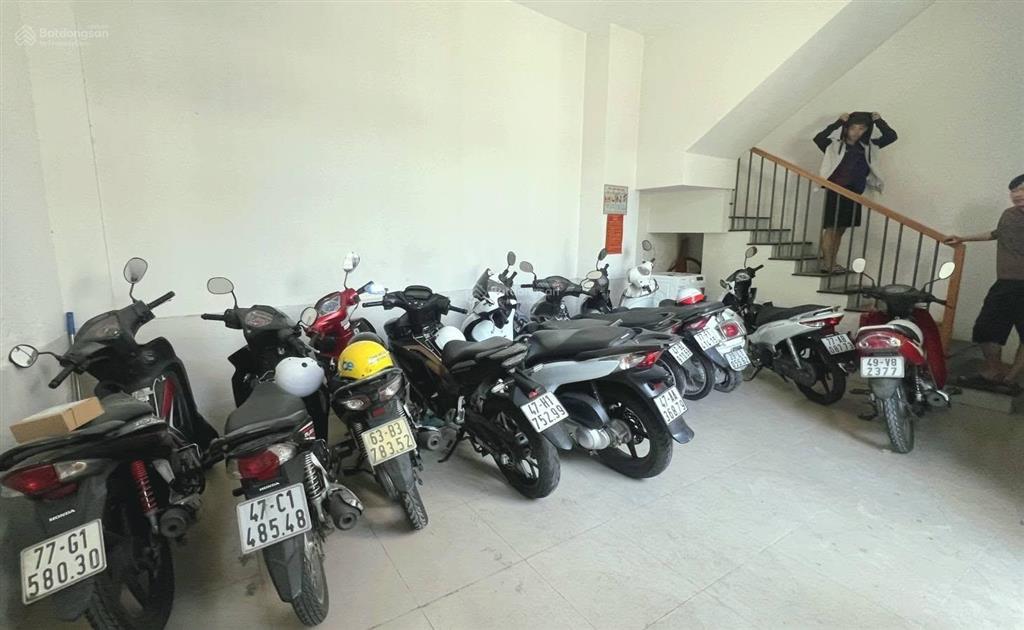 Chdv. dòng tiền gần 6%/năm. 80m², 3 tầng. hẻm xe hơi trường thọ, thủ đức.