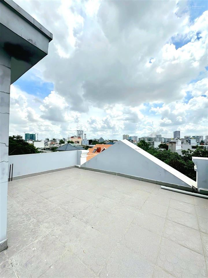 66m2. ngang 6m bề thế, 5 tầng. hẻm xe hơi linh xuân, thủ đức. sát đhqc