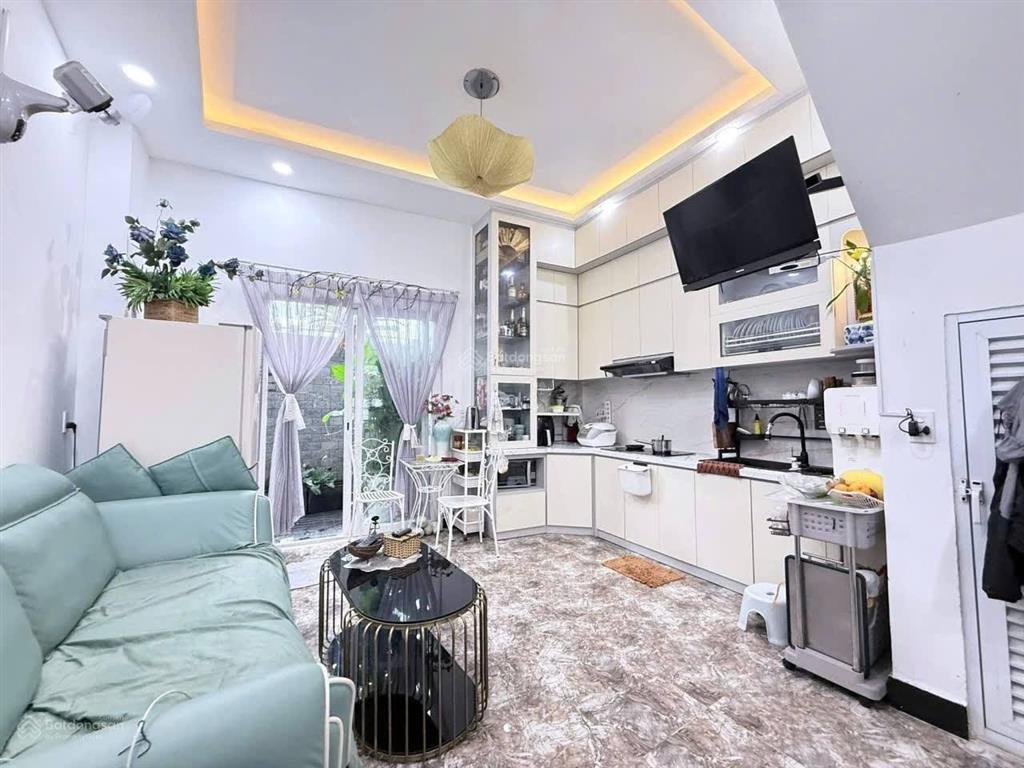 53m2, trệt, lầu, tum + sân thượng. hẻm xe hơi lã xuân oai, tăng nhơn phú, quận 9.