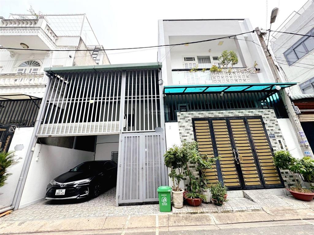 55m2 (4.5x11m). nhà cấp 4 có gác. hẻm xe hơi hiệp bình phước, thủ đức.