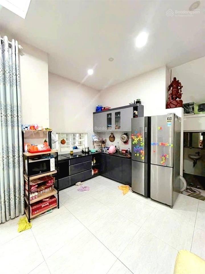 99m2. ngang 12m. 3 tầng, 2 p.ngủ, p.làm việc, 2wc. hẻm xe hơi hiệp bình phước, thủ đức