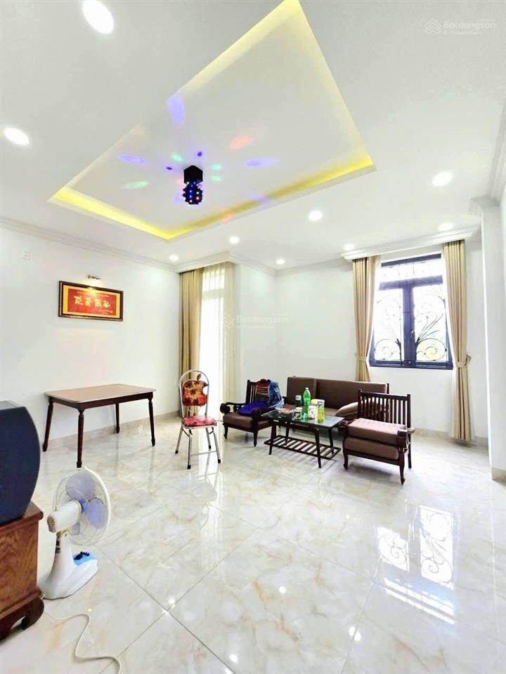 Chỉ hơn 9 tỷ (tl). gấp. tổng giảm 2 tỷ. 2 mặt hxh trước sau man thiện, tằng nhơn phú a, quận 9.