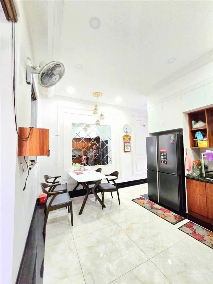 Chỉ hơn 9 tỷ (tl). gấp. tổng giảm 2 tỷ. 2 mặt hxh trước sau man thiện, tằng nhơn phú a, quận 9.