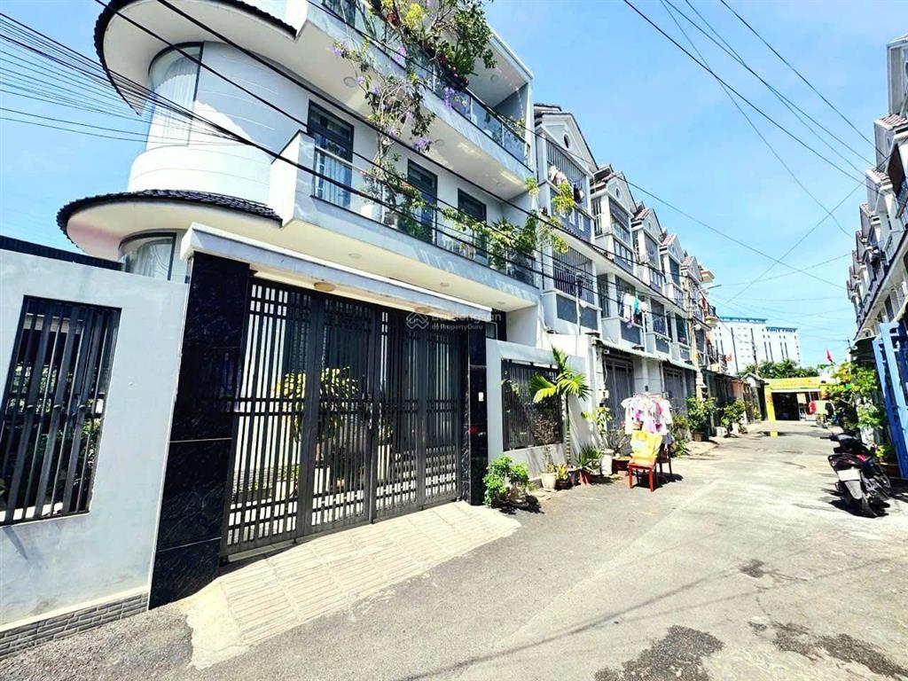 56m2. trệt, 2 lầu, sân thượng, 4 phòng ngủ, phòng thờ. hẻm xe hơi tân hòa 2, hiệp phú, quận 9.