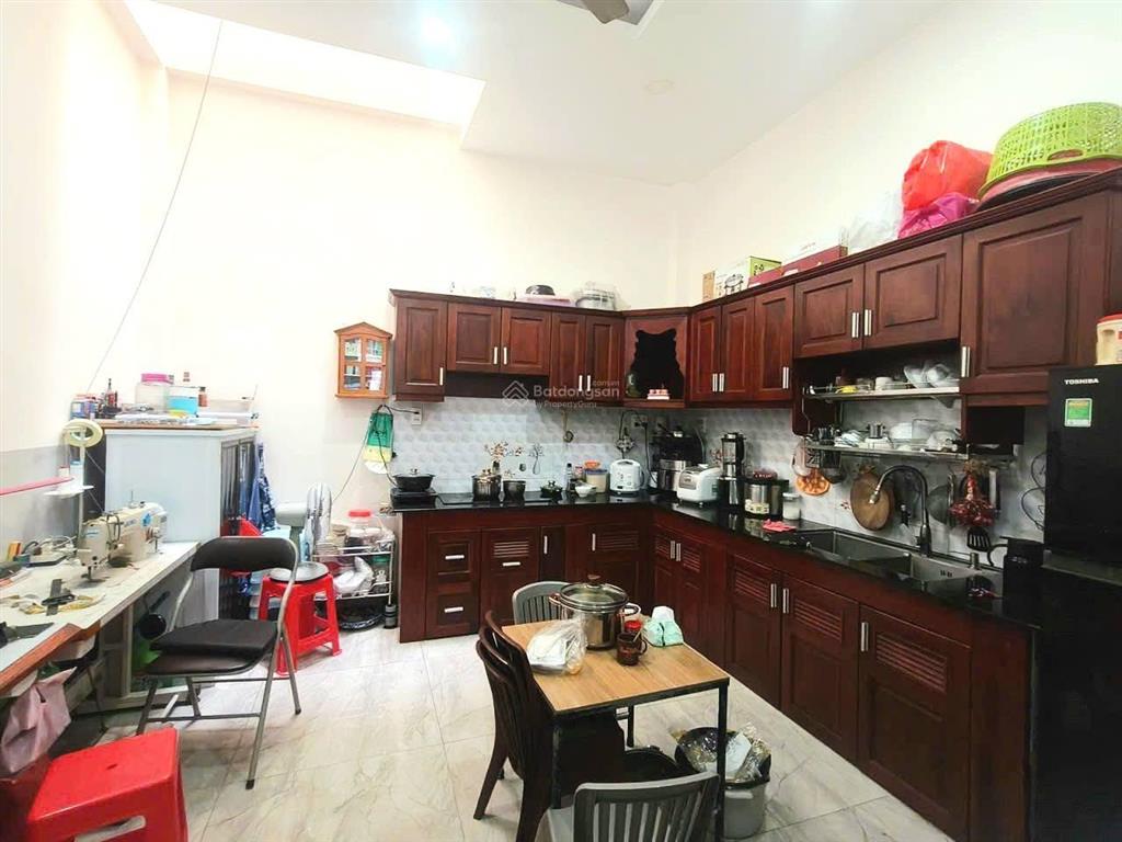 50.5m2. dt sàn 117m2, trệt, 2 lầu, sân thượng. hẻm xe hơi làng tăng phú, tăng nhơn phú a, quận 9.