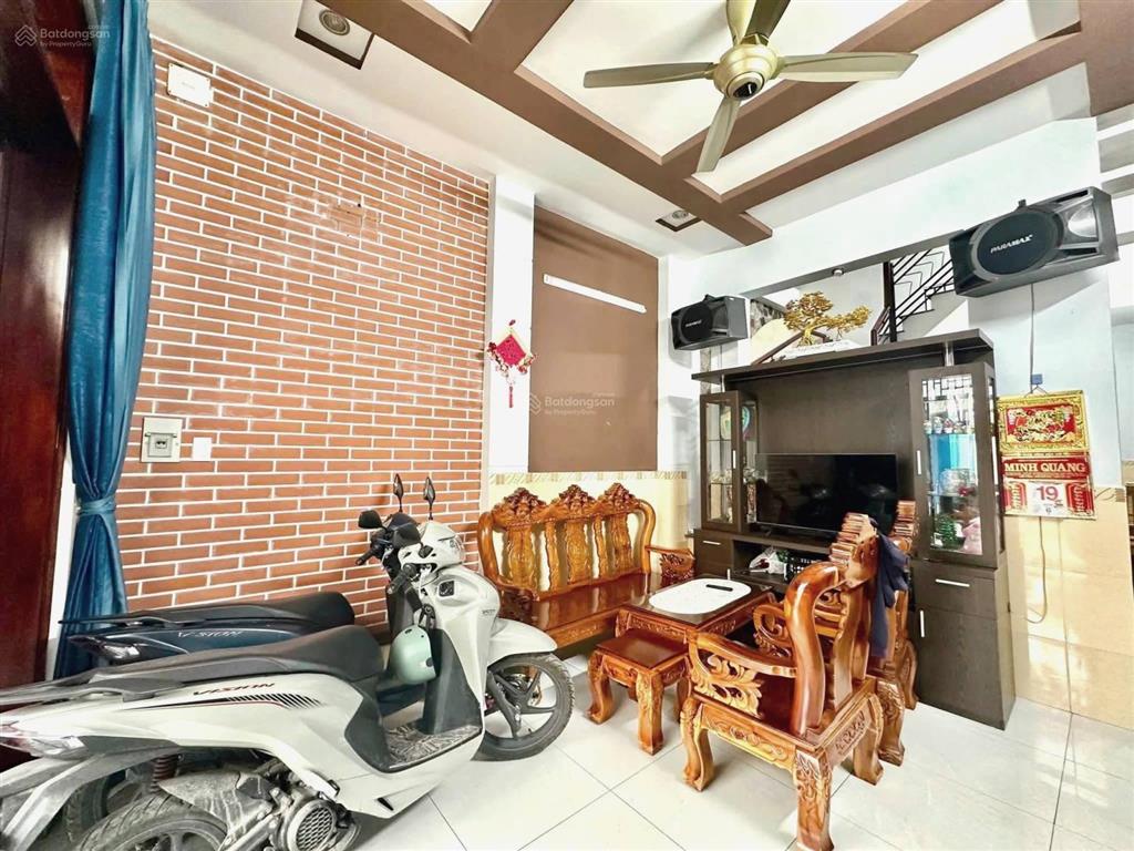 Căn góc 62m2, trệt, 2 lầu, 6 p.ngủ, 3wc. 2 mặt hẻm xe hơi trường thọ, thủ đức.