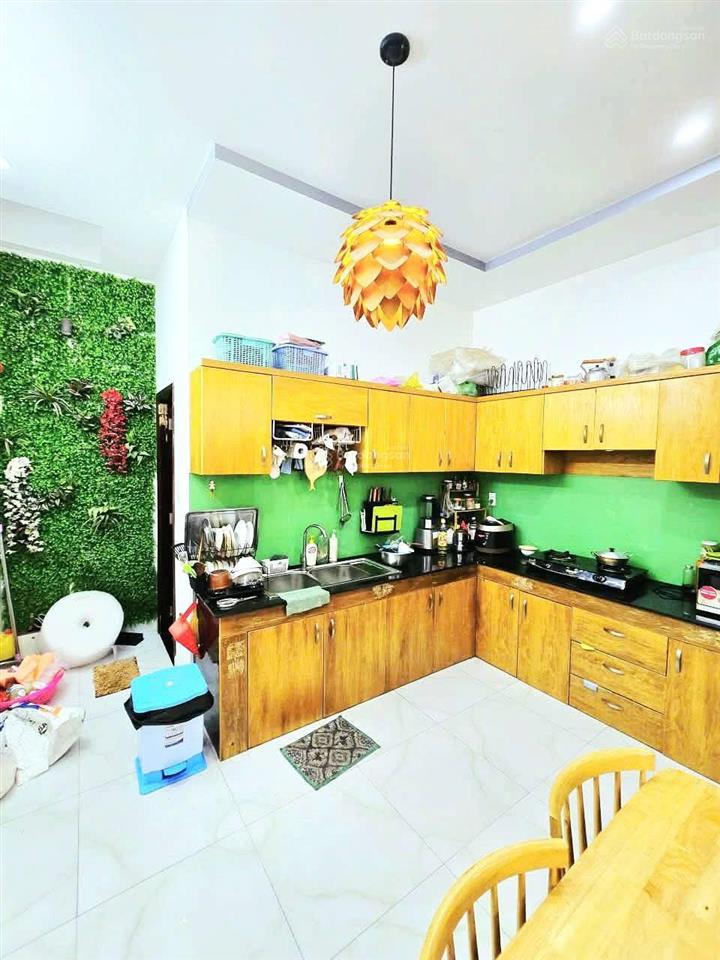 53m2, 3 tầng. hoàn công đủ. hẻm xe hơi 6m trường lưu, long trường, quận 9