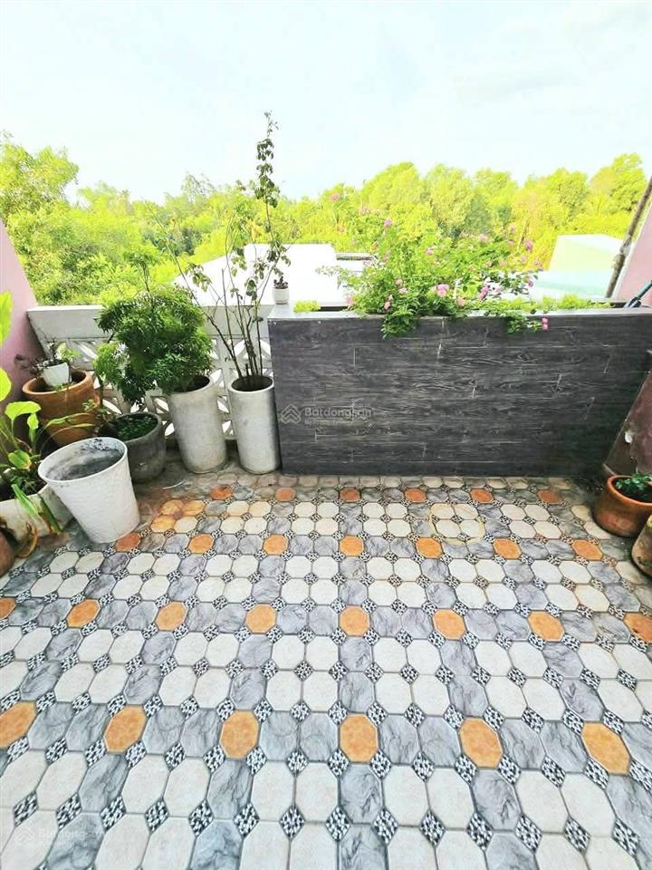 53m2, 3 tầng. hoàn công đủ. hẻm xe hơi 6m trường lưu, long trường, quận 9