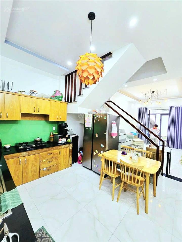 53m2, 3 tầng. hoàn công đủ. hẻm xe hơi 6m trường lưu, long trường, quận 9