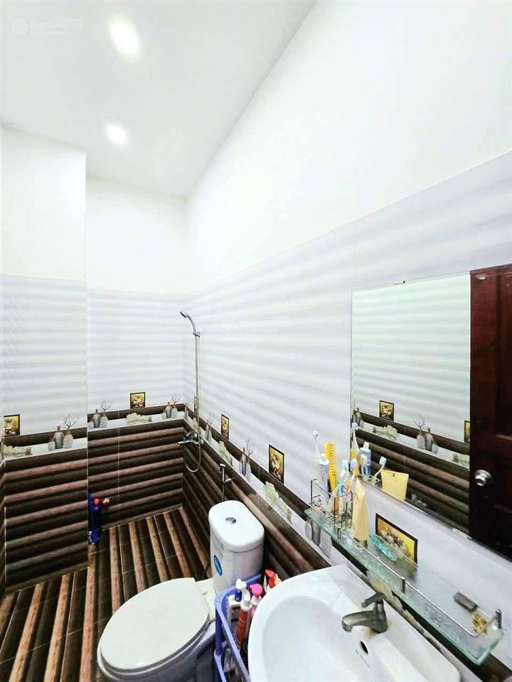 53m2, 3 tầng. hoàn công đủ. hẻm xe hơi 6m trường lưu, long trường, quận 9