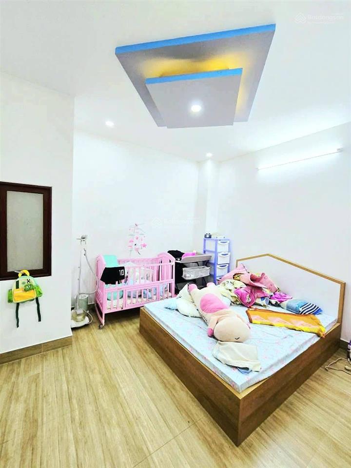 53m2, 3 tầng. hoàn công đủ. hẻm xe hơi 6m trường lưu, long trường, quận 9