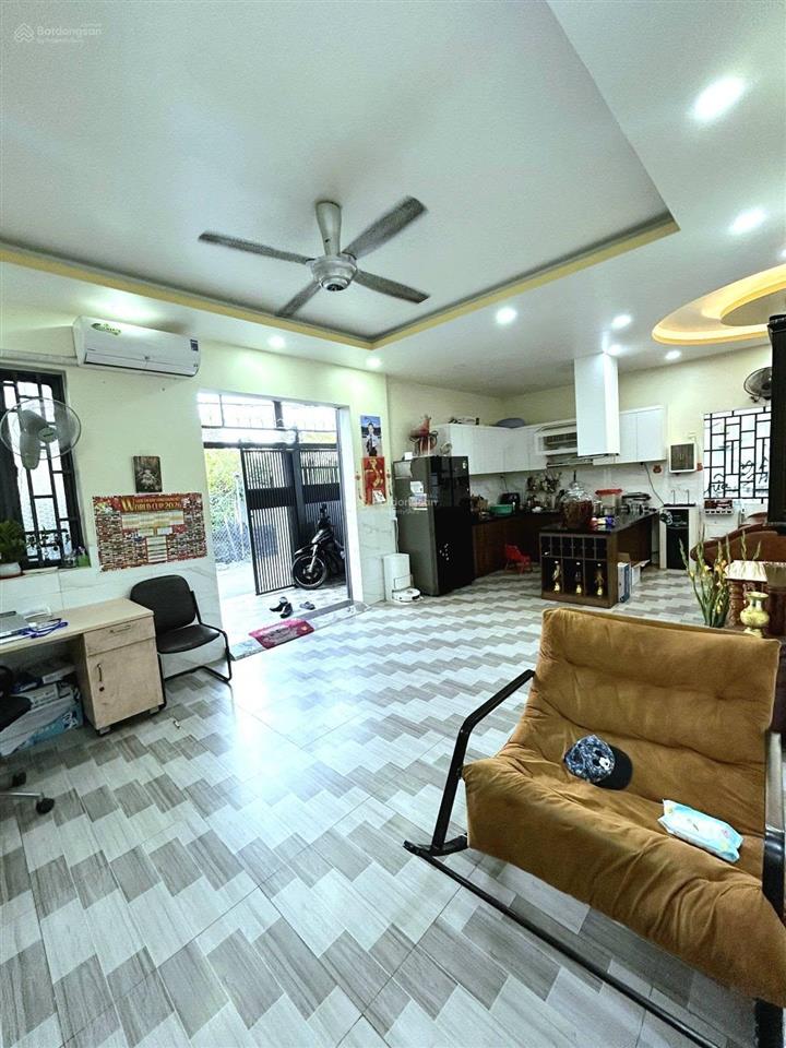 Căn góc 104m2 (8x13m). công nhận đủ. hẻm xe hơi hiệp bình phước, thủ đức