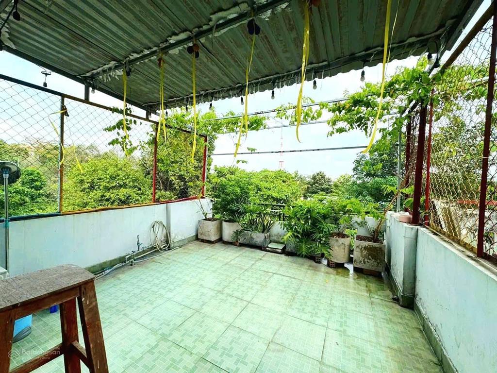 Nhà vườn 76m2 (sd 94m2), 3 tầng. hoàn công. hẻm xe hơi, thông man thiện, tăng nhơn phú a, quận 9