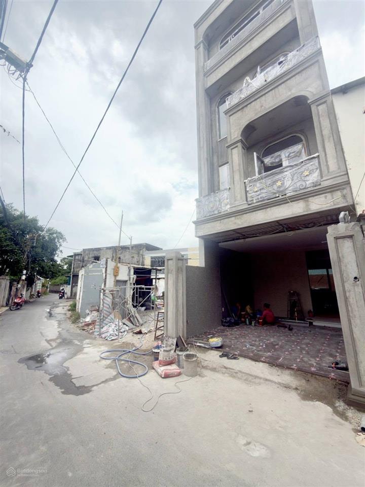 Lô góc 94m2 (7.5x13m). hẻm xe hơi, thông hoàng diệu 2, linh trung thủ đức
