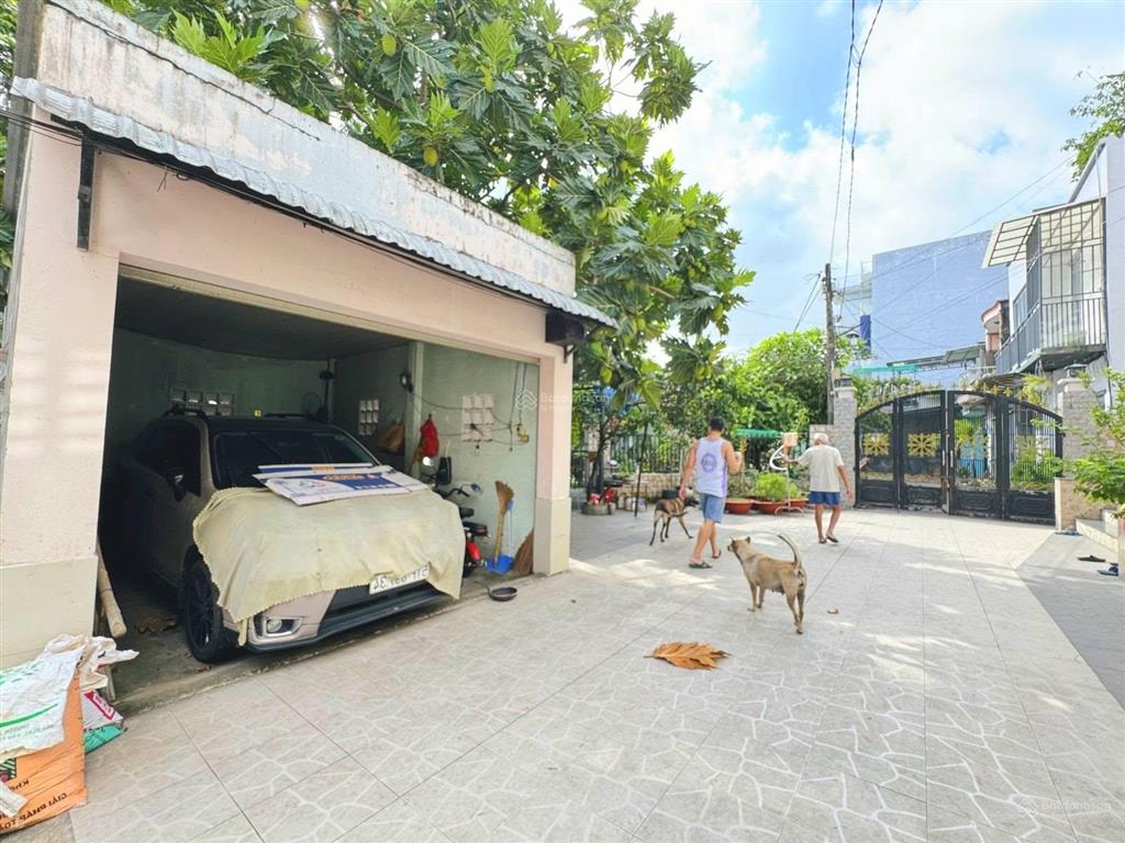 Nhà vườn 112m2 (sd 150m2). ngang 12m khủng. hẻm xe hơi linh trung, thủ đức