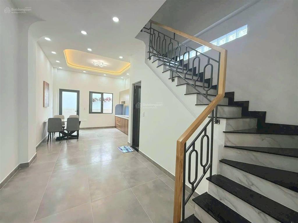 60m2, trệt, 2 lầu, 4 p.ngủ, 5wc. không lô giới, quy hoạch hiệp bình chánh, thủ đức