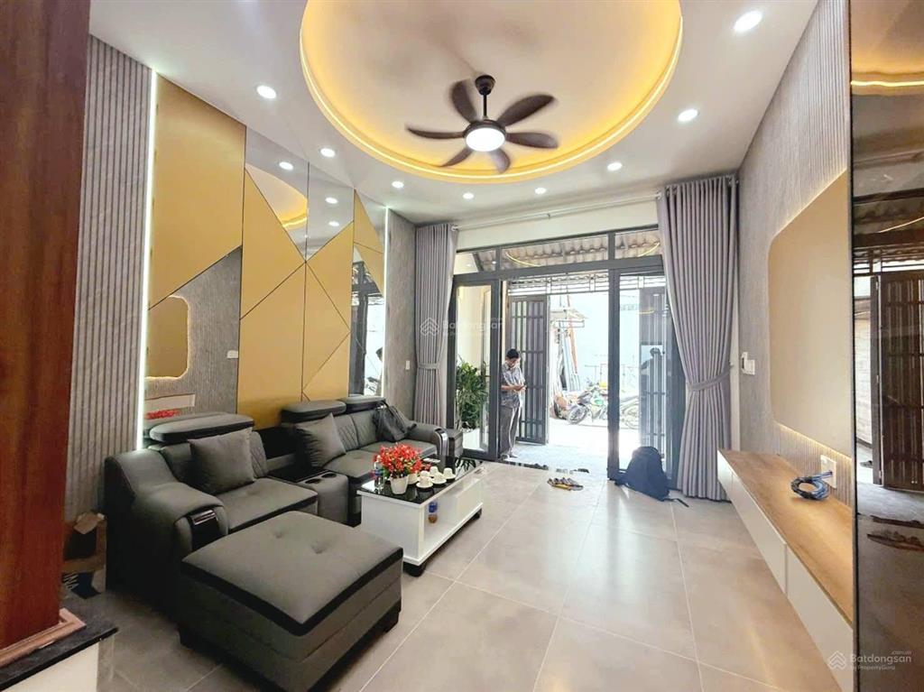 60m2, trệt, 2 lầu, 4 p.ngủ, 5wc. không lô giới, quy hoạch hiệp bình chánh, thủ đức