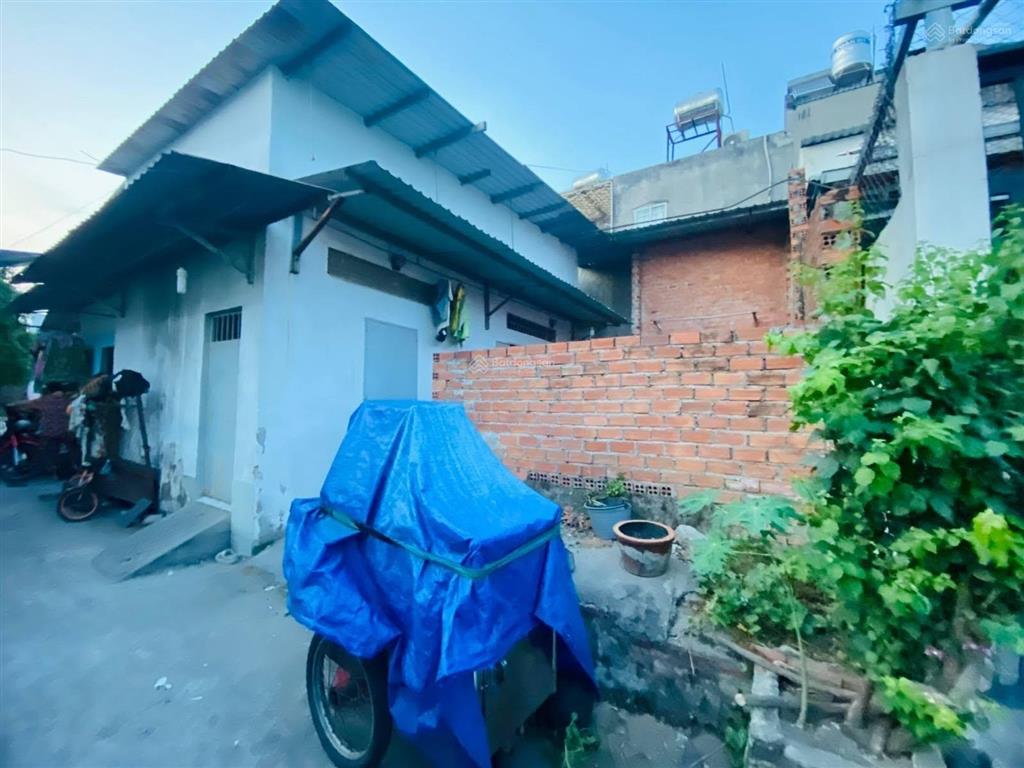 Chỉ 45,2 tr/m2. 210m2. ngang 8,5m. hẻm xe hơi, 2 mặt tiền trước sau linh xuân, thủ đức