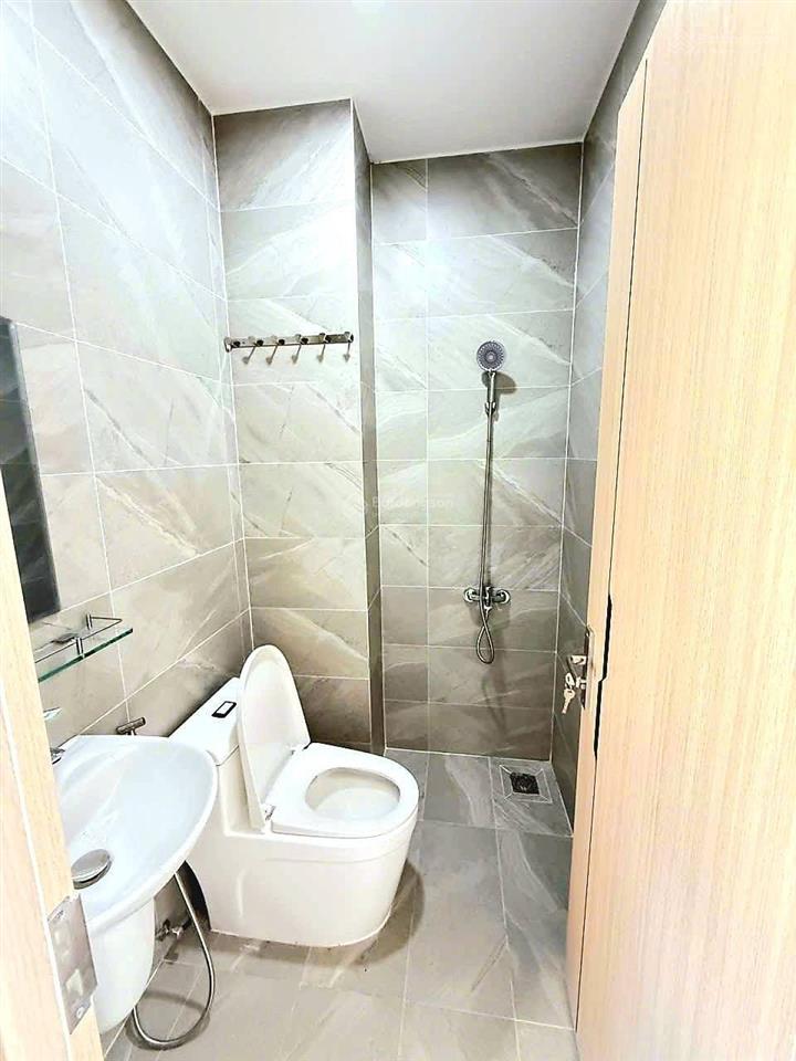 52m2, 5 tầng. hoàn công. hẻm xe hơi 9m, thông long trường, quận 9