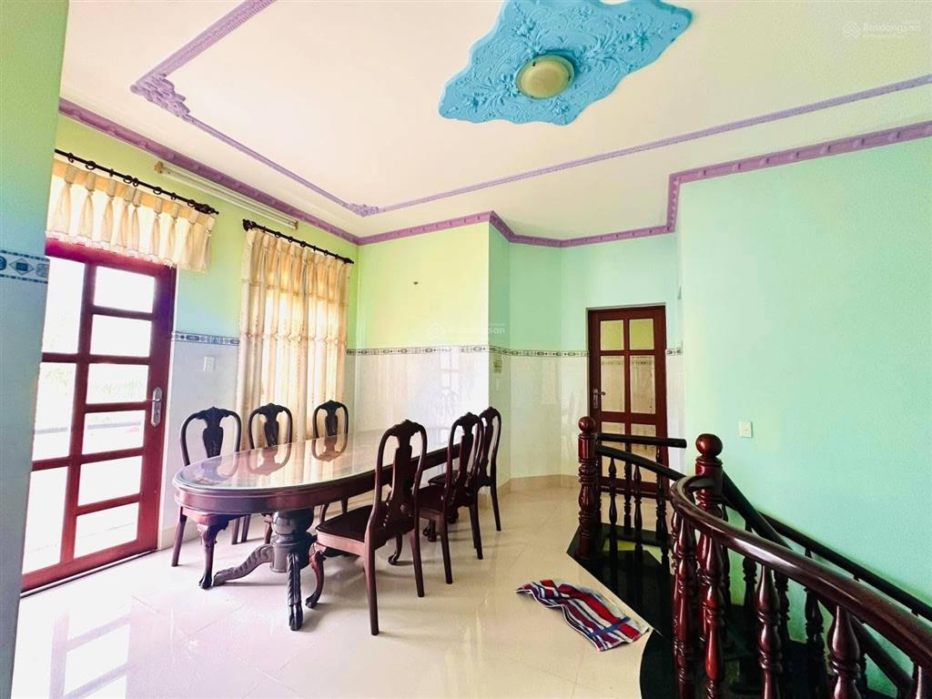 Biệt thự cổ điển. căn góc 142m2 (8x17.7m). hẻm xe hơi lò lu, trường thạnh, quận 9
