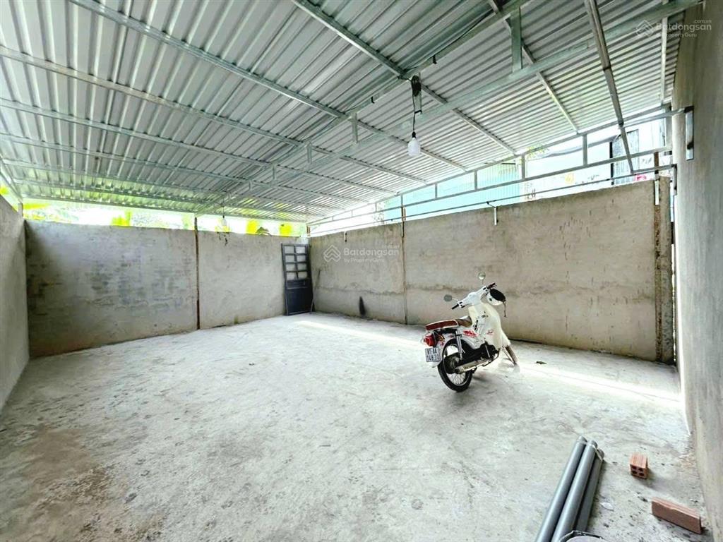 200m2 (6.3x32m). dòng tiền hơn 5%/năm. hẻm xe hơi, thông nguyễn văn tăng, long thạnh mỹ, quận 9