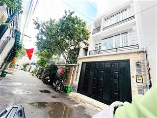 Chỉ 7,5 tỷ (tl). 80m2 (5x18m), 3 tầng, 4 phòng ngủ, 3 wc. hẻm xe hơi tăng nhơn phú, quận 9