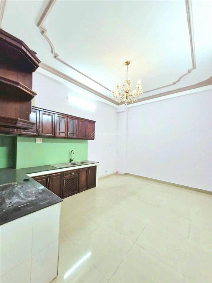 Chỉ 6,5 tỷ (tl). 54m2, 5 tầng, 7 p.ngủ, 6wc. hẻm xe hơi linh chiểu, thủ đức. kế bên đh ngân hàng