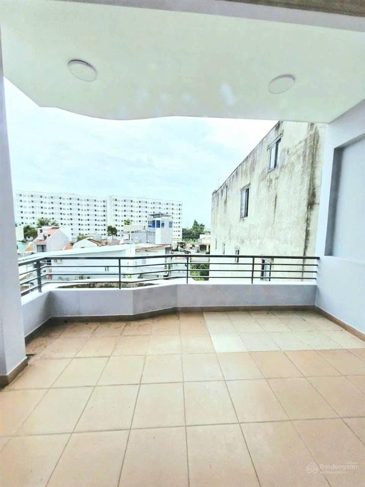 Chỉ 6,5 tỷ (tl). 54m2, 5 tầng, 7 p.ngủ, 6wc. hẻm xe hơi linh chiểu, thủ đức. kế bên đh ngân hàng