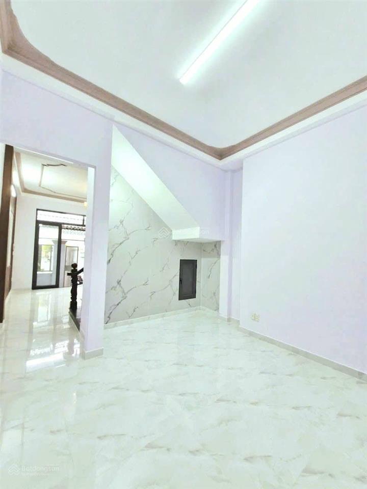 Chỉ 6,5 tỷ (tl). 54m2, 5 tầng, 7 p.ngủ, 6wc. hẻm xe hơi linh chiểu, thủ đức. kế bên đh ngân hàng