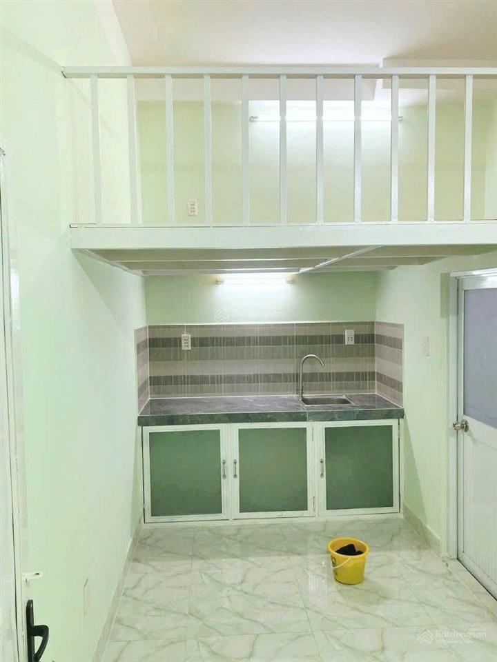 Chdv. dòng tiền hơn 5%/năm. 170m2 (5x34m), 4 tầng. hoàn công. hẻm xe hơi 6m hiệp bình phước,thủ đức