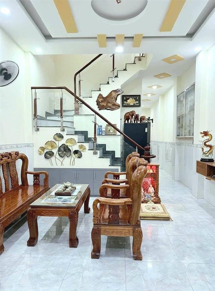 5,69 tỷ. 64m2, 3 tầng, 3 p.ngủ. hoàn công. hẻm xe tải hiệp bình phước, thủ đức