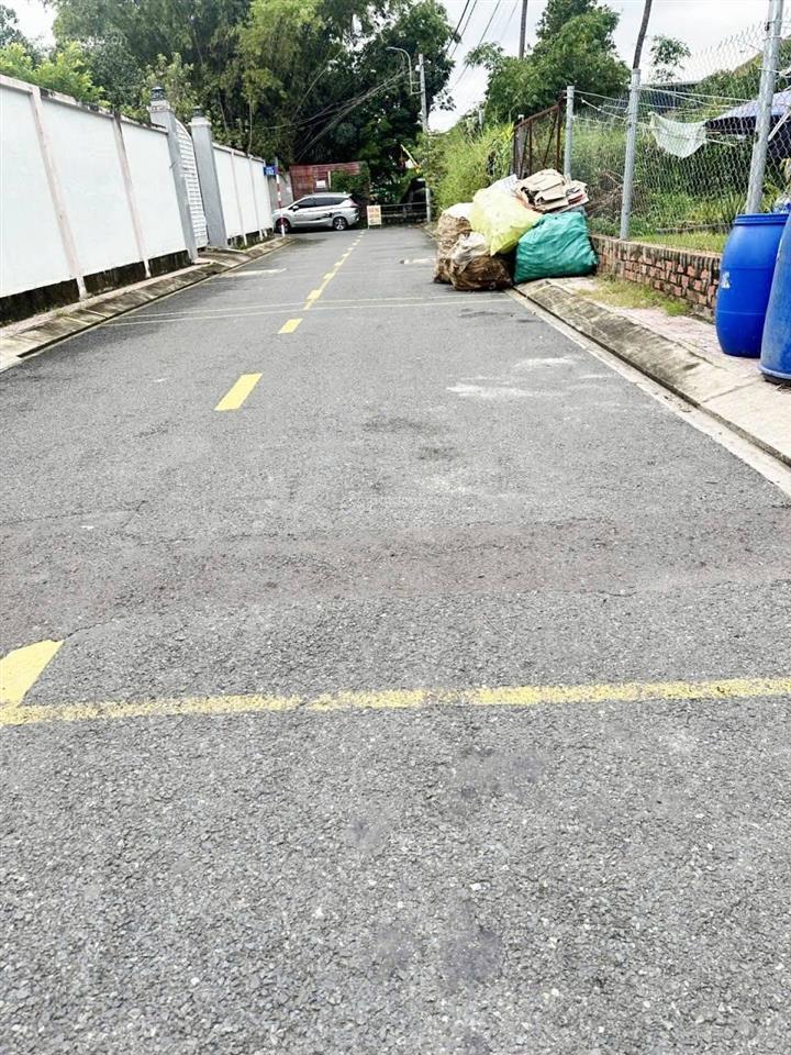 5,59 tỷ. 89m2 (5.5x16m). hẻm xe hơi lã xuân oai, tăng nhơn phú a, quận 9