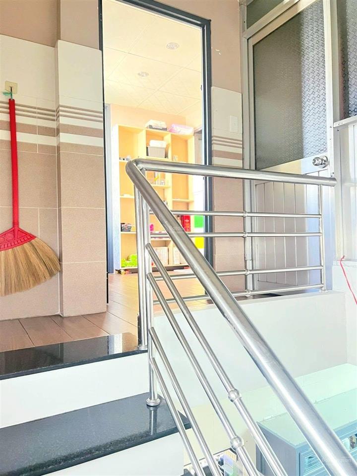 4,7 tỷ. mặt tiền đường số linh xuân, thành phố thủ đức. 63m2, 2 tầng, 2 phòng ngủ, 2wc