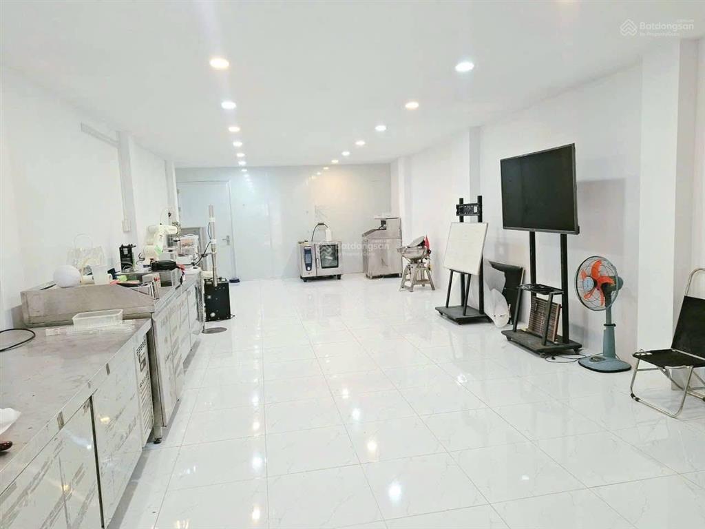8,99 tỷ. mặt tiền đường số hiệp bình chánh, thủ đức. 150m2 (5x30m), 3 tầng. sát chợ hiệp bình