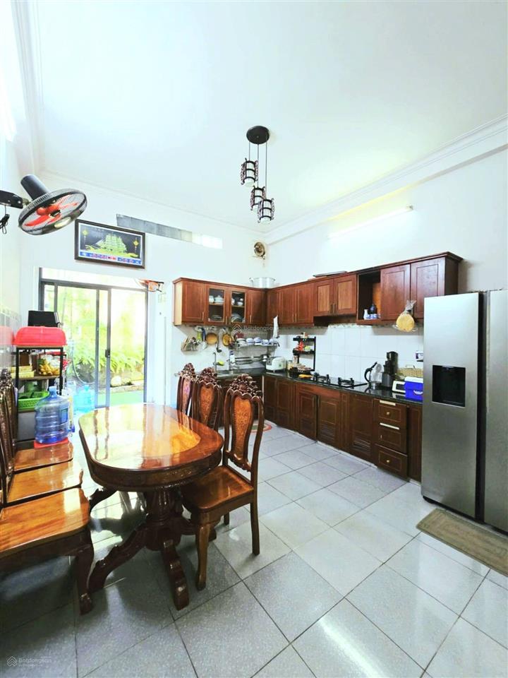 6,5 tỷ. 94m2 (cn 76m2), 3 tầng. hoàn công. hẻm xe hơi, thông man thiện, tăng nhơn phú a, quận 9.