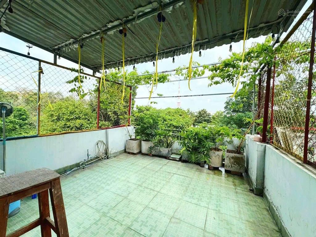 6,5 tỷ. 94m2 (cn 76m2), 3 tầng. hoàn công. hẻm xe hơi, thông man thiện, tăng nhơn phú a, quận 9.