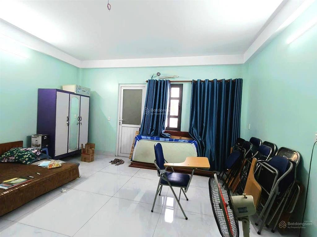 8,8 tỷ. 86m2 (5x17m), 4 tầng. hoàn công. xe hơi ngủ nhà. gần chợ 339 phước long b, quận 9